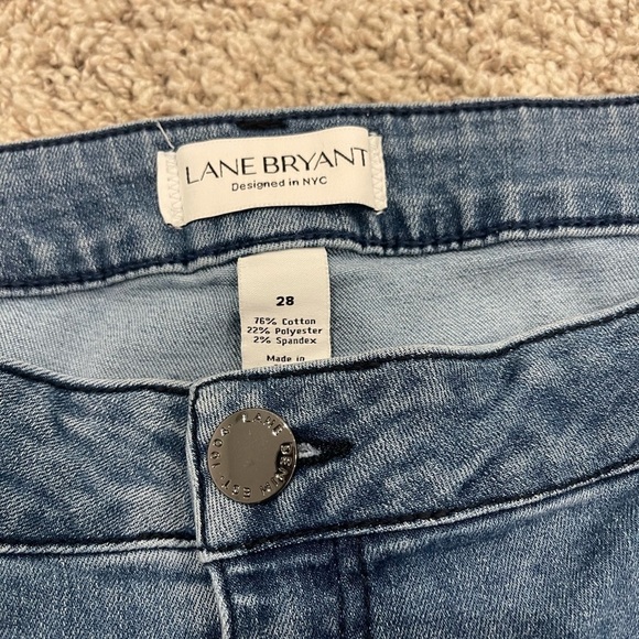 Lane Bryant Jeans Short - Picture 9 of 9